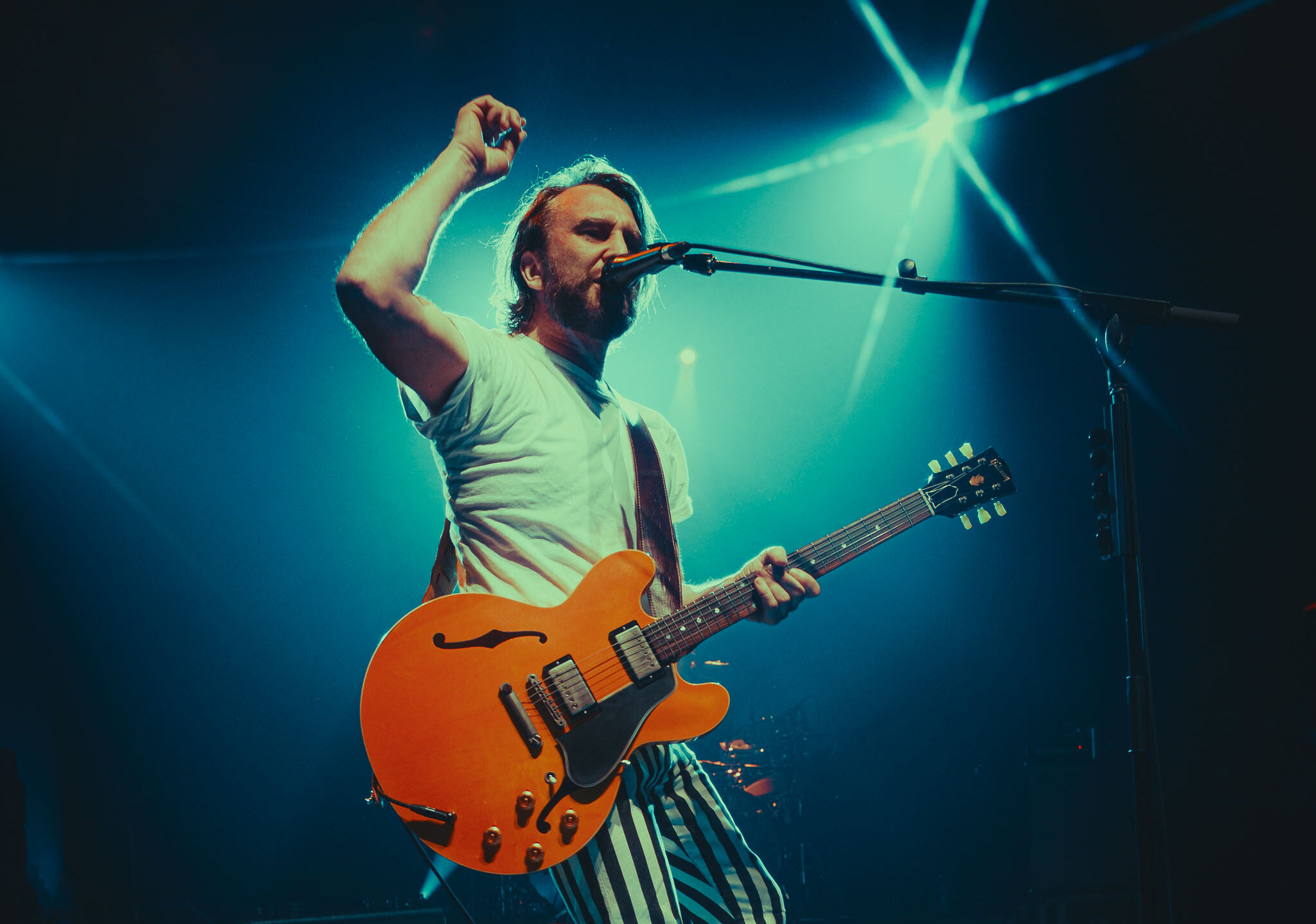 Still Loud, Still Raw: Jet Takes Off in Montreal - First 3 Only