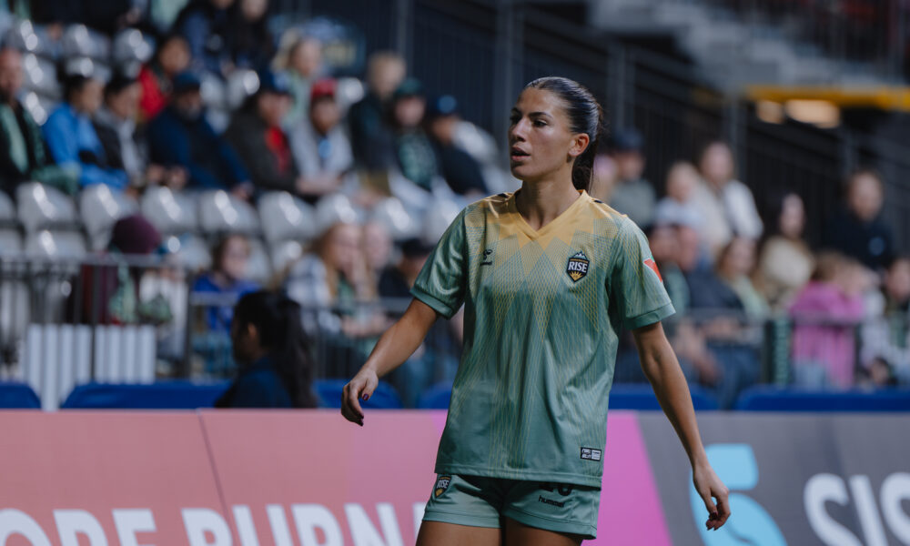 Vancouver Rise vs Calgary Wild FC - Holly Ward