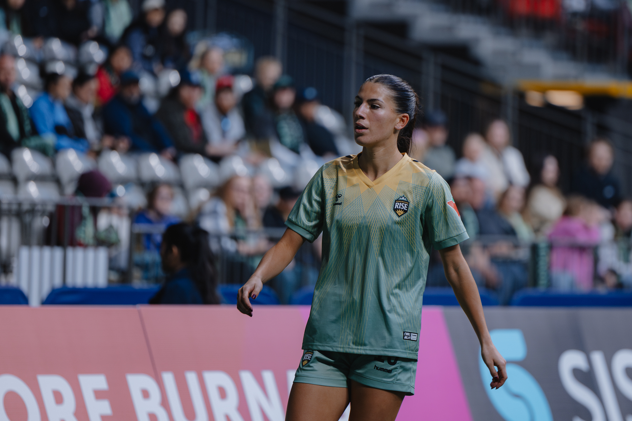 Vancouver Rise vs Calgary Wild FC - Holly Ward