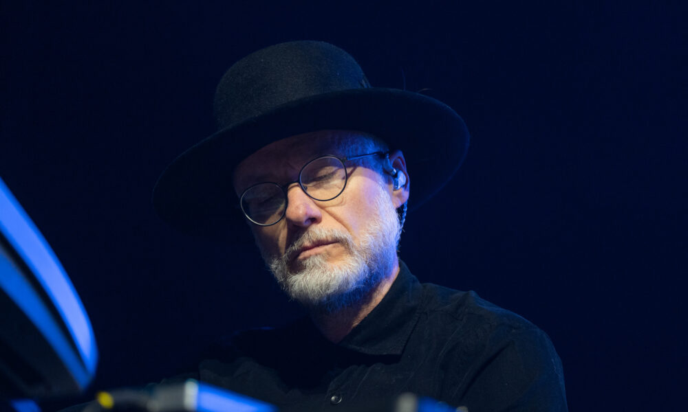 TheTeaParty@nischalgraphs-3-LQ