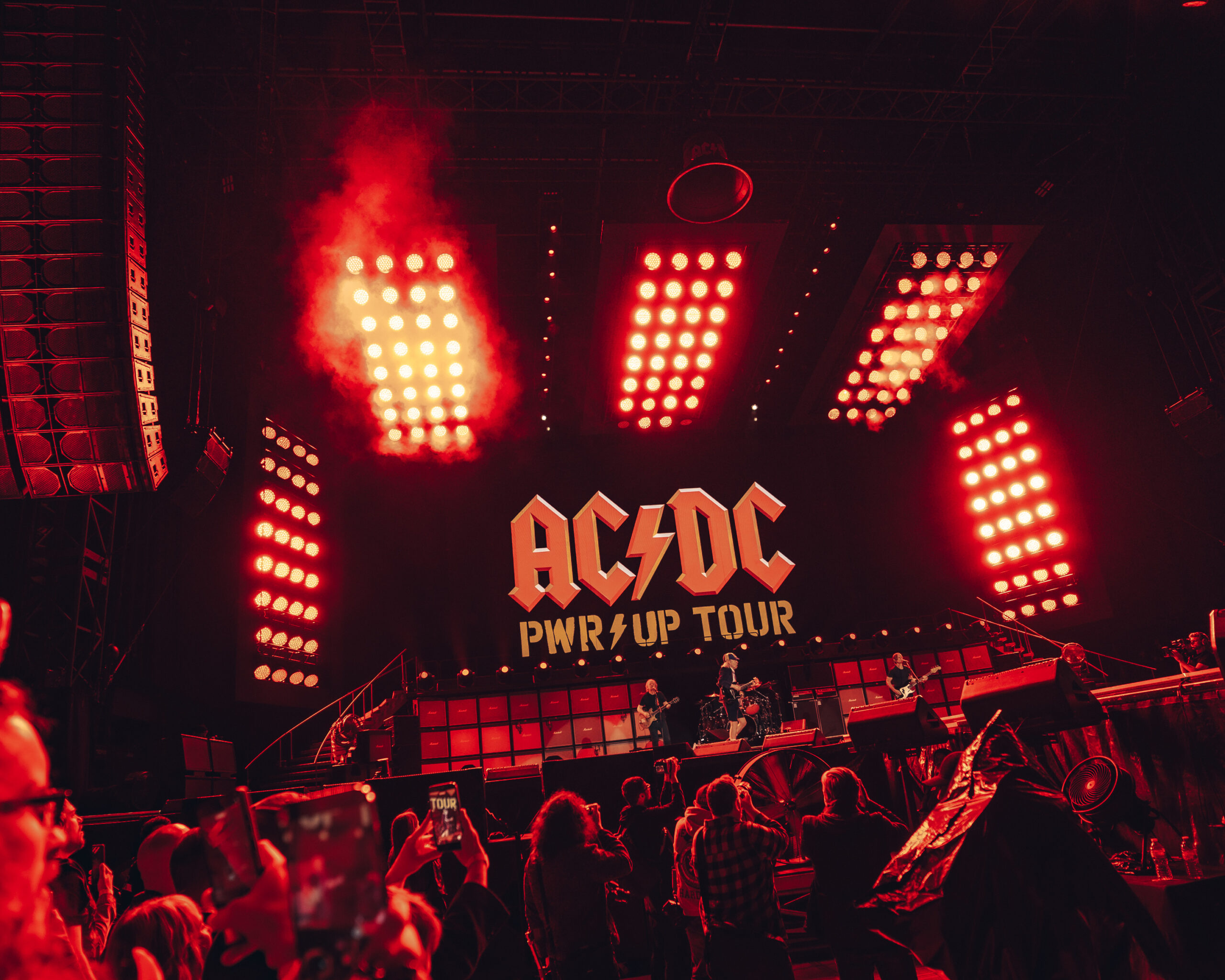 ACDC @nischalgraphs-11